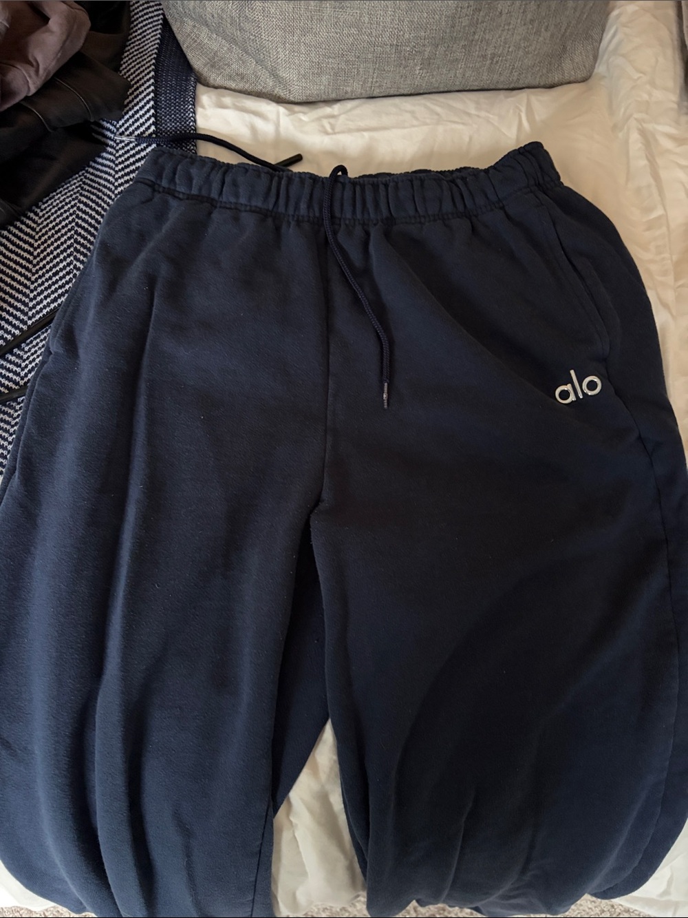 ALO Yoga Navy Drawstring Joggers